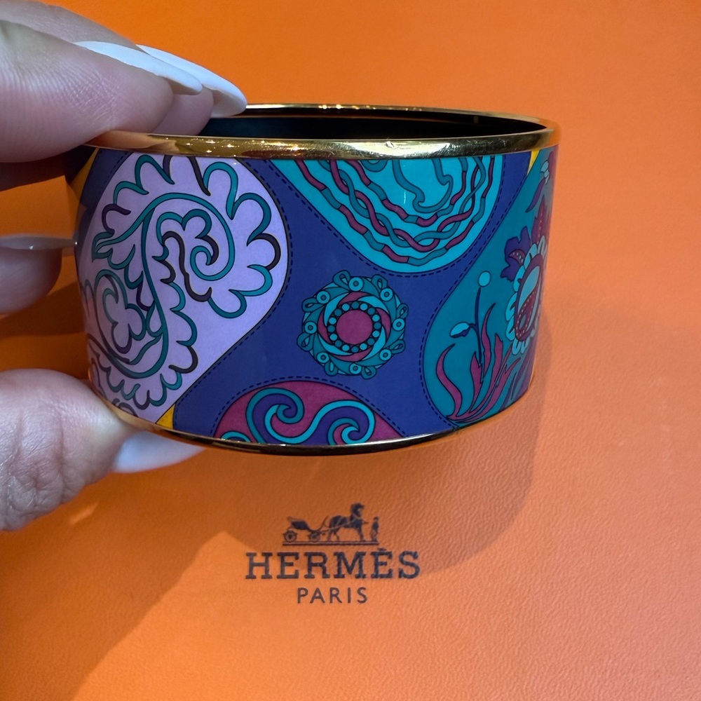 Authentic Hermes Wide Enamel Bangle Bracelet - image 3
